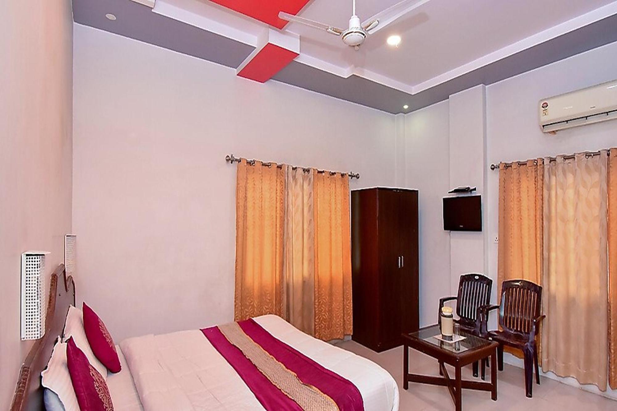 Hotel Deep Palace Near Bus Stand Udaipole Удайпур Екстериор снимка