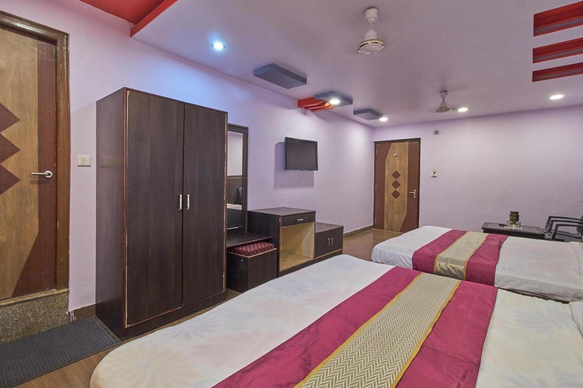 Hotel Deep Palace Near Bus Stand Udaipole Удайпур Екстериор снимка